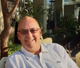 Stephen, 64, Newport Pagnell