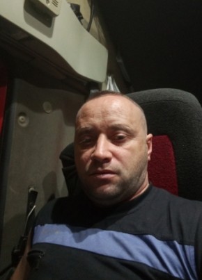 Роман из Санкт-Петербурга 43 года