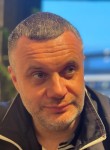 Maksim, 47, Moscow