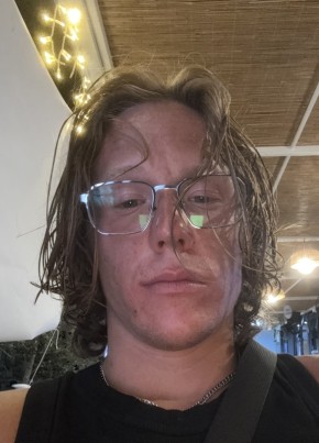 Danil из Antalya 24 года