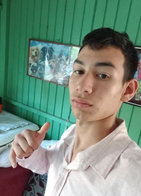 Vitor Oliveira из Fortaleza 18 лет