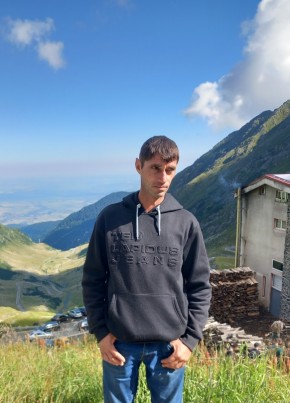 Vasile, 40, Romania, Râmnicu Vâlcea