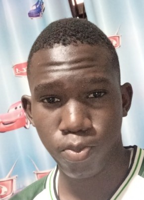 Alvin Ashavin, 23, Uganda, Kampala