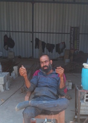 فحل из Cizre 33 года