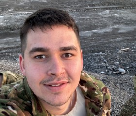 Egor, 23, Toronto