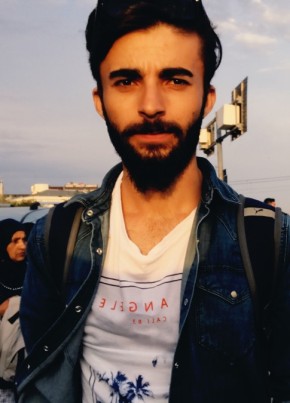 Apo Ozdemir, 28, Türkiye Cumhuriyeti, İstanbul
