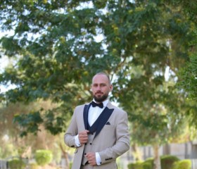 Ddettghu, 38, Baghdad