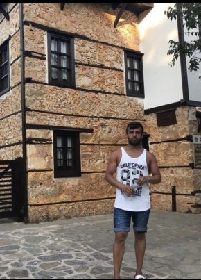 erkan, 31, Türkiye Cumhuriyeti, İstanbul