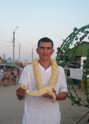 Джонатан, 42, Россия, Мензелинск