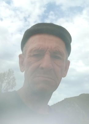 Александр из Солонешное 52 года