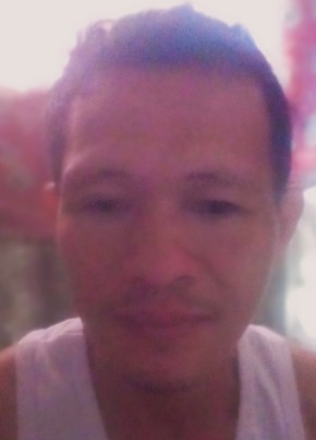 J jan из Ipil 18 лет