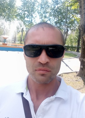 Роман, 39, Россия, Каменск-Уральский