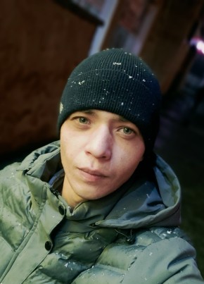 Maksim, 26, Russia, Omsk