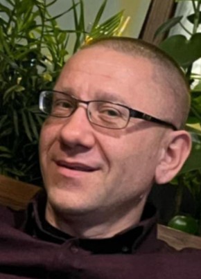 Veaceslav из Hemer 44 года