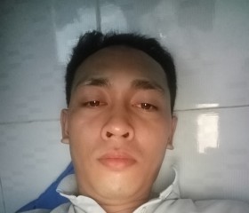 Tong Danh, 35, Hanoi