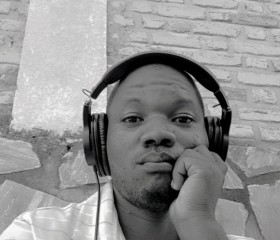 BERNARD, 29, Muyinga