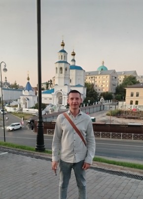Михаил из Казани 42 года