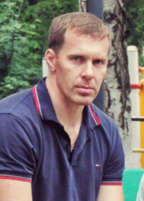 Роман из Ярославли 46 лет