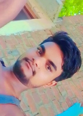 Chandan Kumar, 24, India, Varanasi