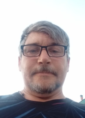 Евгений из Бийска 46 лет
