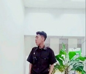PRENGKI, 22, Medan