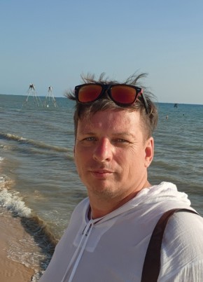 Oleg, 44, Russia, Smolensk
