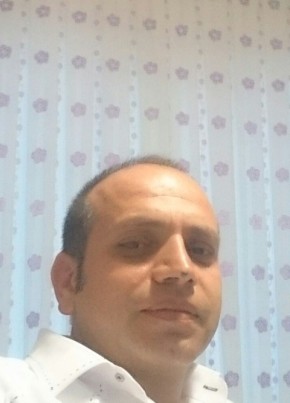 Halil, 49, Türkiye Cumhuriyeti, Mersin