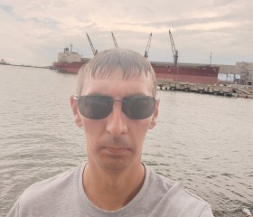 Борис, 34 года, Москва