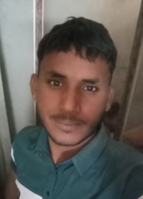 basim Shah, 18, India, New Delhi