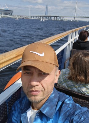 Темур из Пушкина 40 лет