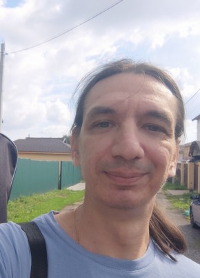 Денис из Москвы 49 лет