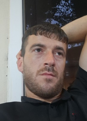 Денис из Bakı 33 года