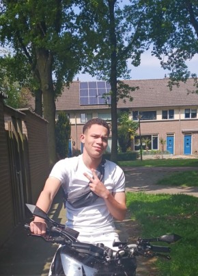 Jaydean, 18, Netherlands, Leeuwarden