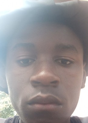 Jacob из Lusaka 18 лет
