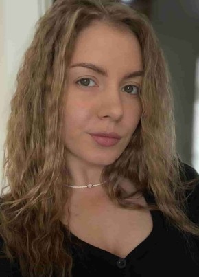 Карина из Челябинска 28 лет