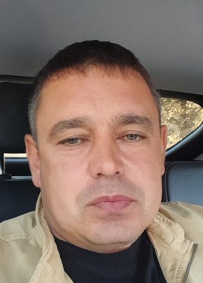 Илнур из Казани 43 года