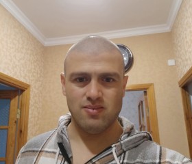 YAŞAR ƏZİZOV, 34, Berlin