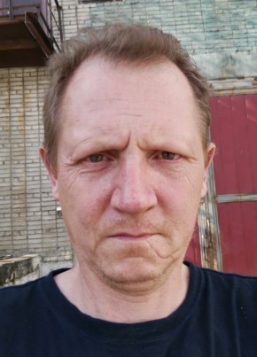 Максим из Хабаровска 46 лет