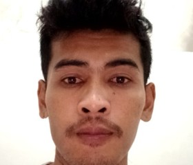 Pras, 37, Surakarta