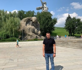 Олег, 40 лет, Александров Гай
