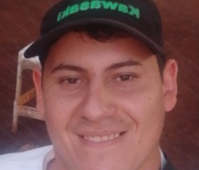 Gabriel, 24, Posadas