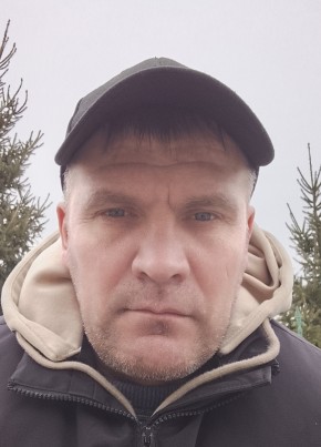 Максим из Белово 43 года