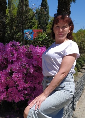 Тамара, 59, Россия, Адлер