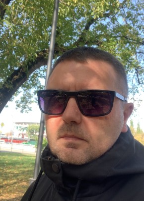 григорий из Дзержинска 42 года