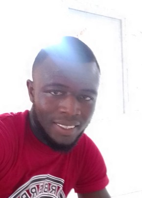 Ansu Sesay, 20, Sierra Leone, Freetown