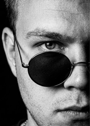 Дмитрий из Новосибирска 27 лет