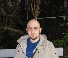 Maksim, 27, Moscow