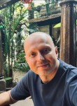 Denis, 47, Saint Petersburg