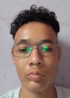 Lucas, 21, República Federativa do Brasil, Campo Grande