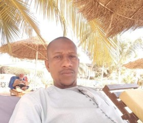 Amadou, 45 лет, Dakar